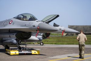 The European Commission has been pressured to detail the "carbon footprint of fighter jets" sent by EU member-states to Ukraine. (EPA-EFE/BO AMSTRUP DENMARK OUT)