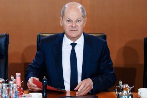 German Chancellor Olaf Scholz has ordered American lawmakers to keep funding Ukraine's defensive war against Russia ahead of a state visit to the United States. (EPA-EFE/CLEMENS BILAN)