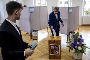  It is now the turn of Czech citizens to cast their ballot for the European Elections.EPA-EFE/MARTIN DIVISEK