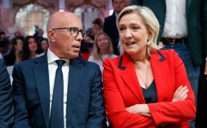 Eric Ciotti, dissident president of the Republicans, and Marine Le Pen, definite president of National Rally, arranging enemies (Photo by Chesnot/Getty Images)