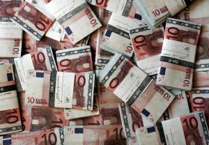 The European Public Prosecutor’s Office (EPPO) has seized the assets of bulgarian civil servants suspected of embezzling funds from the EU budget. EPA/JENS WOLF