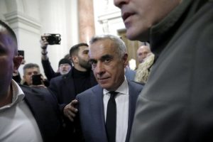 ARCHIVE IMAGE - The issue of Romania's annulled presidential election is to be heard at the European Court of Human Rights (ECHR), media in the country is reporting. (EPA-EFE/BOGDAN CRISTEL)