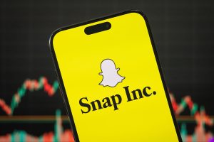 Doctors and the Youth Smoking Prevention Foundation in the Netherlands are threatening legal action against Snapchat for the illegal sale of vapes via that social media platform. (Photo illustration by Cheng Xin/Getty Images)