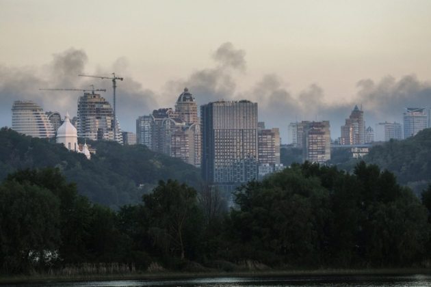 Russia hits Kyiv with hypersonic Oreshnik missile