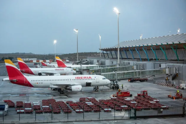 Aviation industry urges Brussels to drop carbon market plan